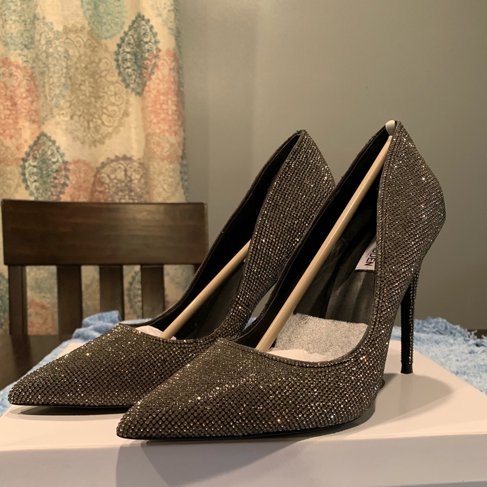 Steve Madden Pumps